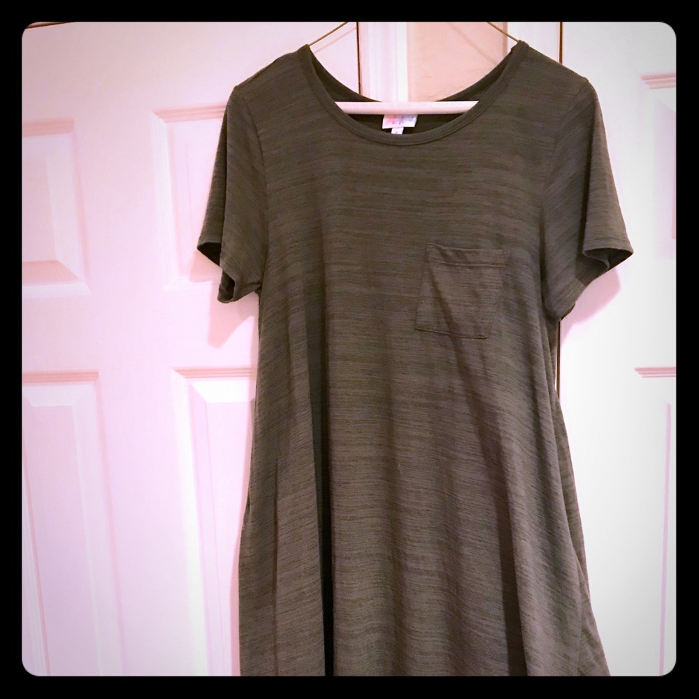 LuLaRoe olive green Carly 💚